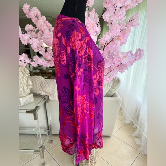 Hale bob Silk Beaded Fuchsia pink  floral blouse Sample Size=small - Picture 8 of 11